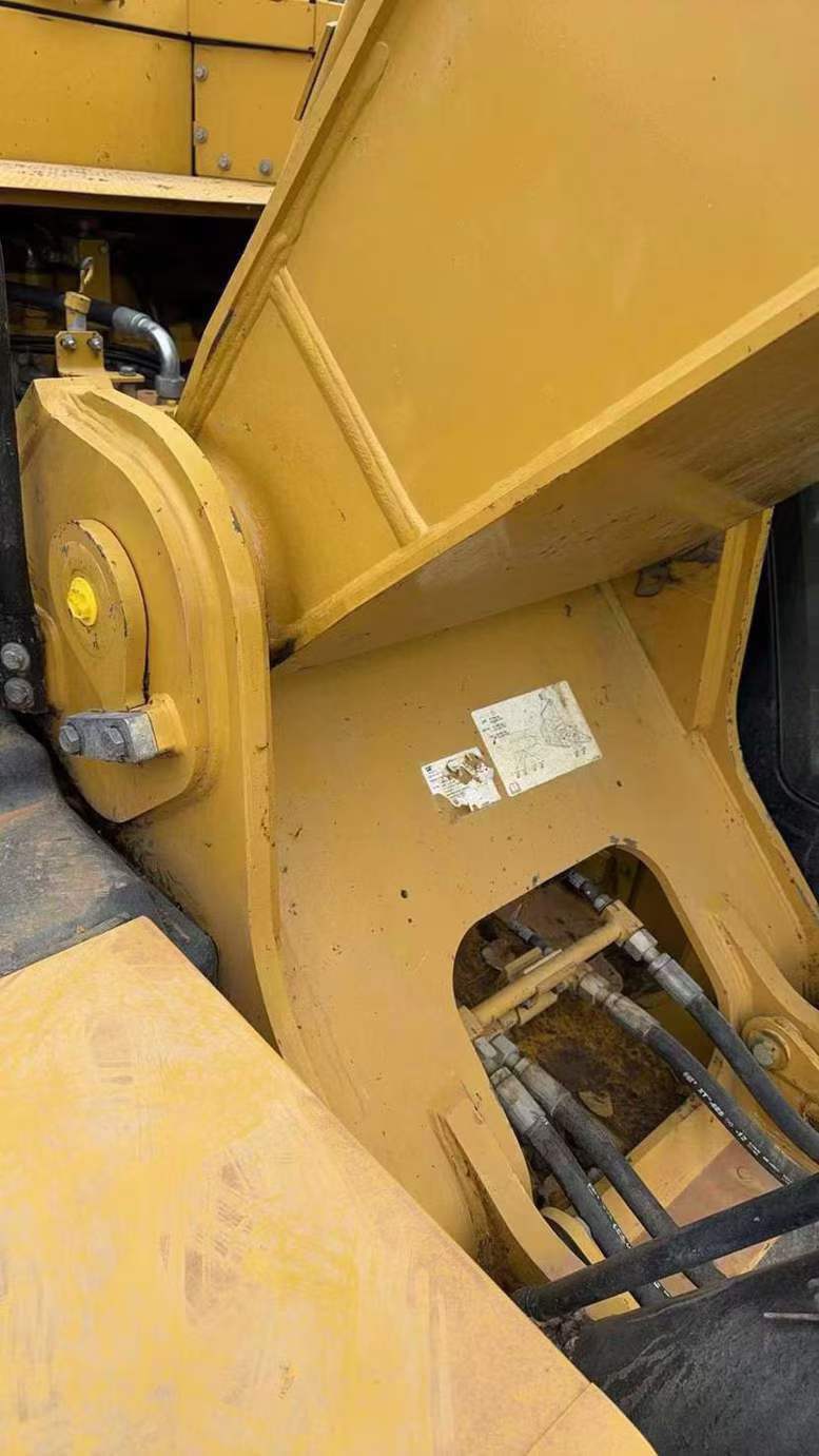 Used Caterpillar 330L Excavator 2019 Model / 5