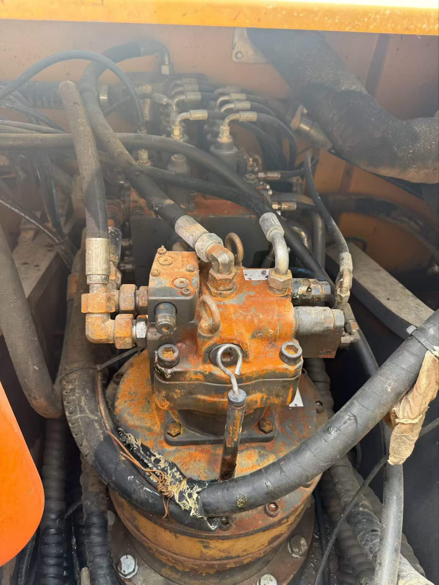 Used XCMG XE18 Excavator 2018 Model / 8