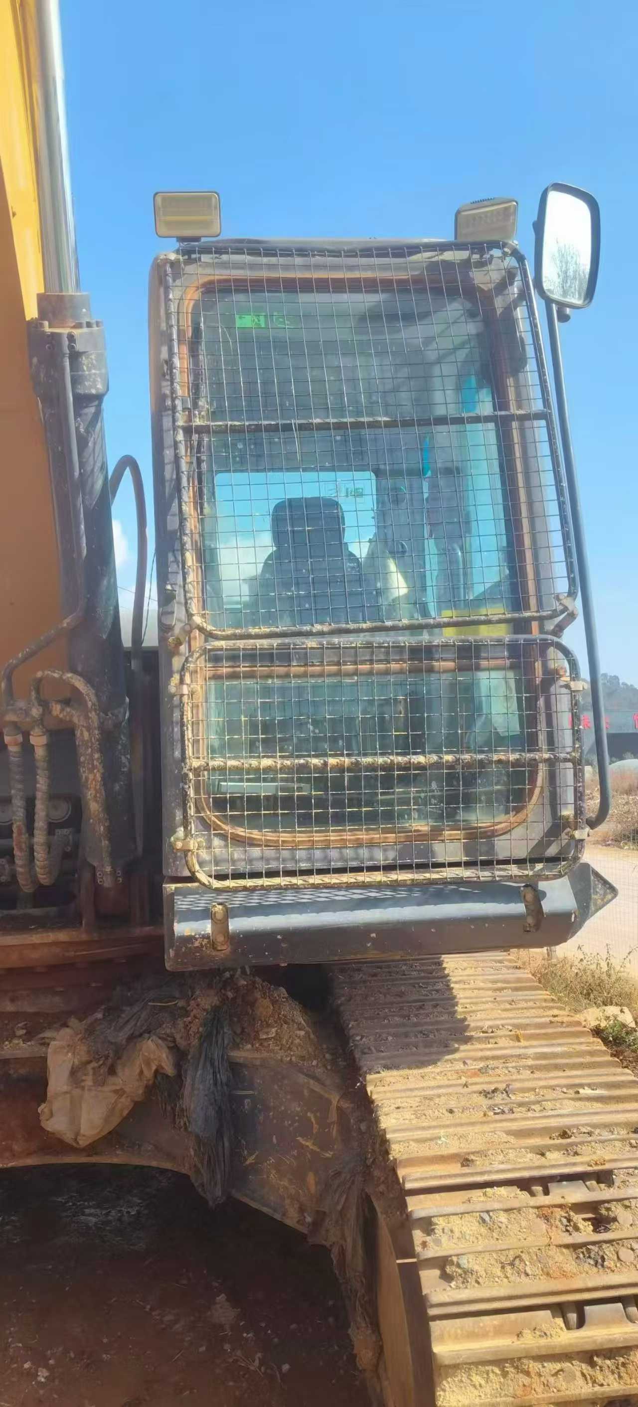 Used XCMG XE225DK Excavator 2020 Model / 6