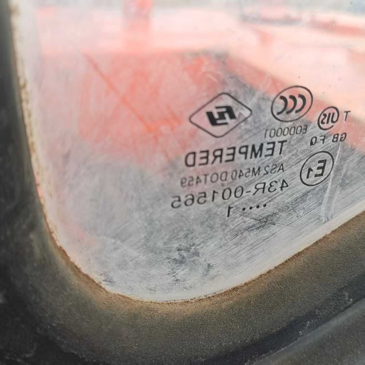 Used Hitachi ZX200-3G Excavator 2011 Model / 4