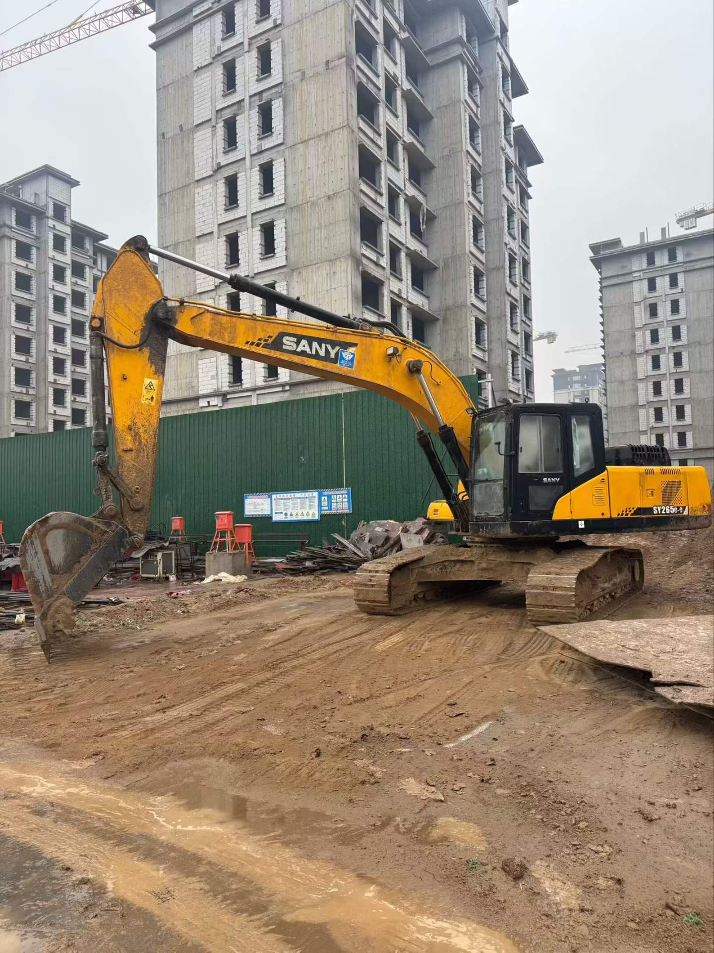 Used Sany SY265C Excavator 2015 Model / 3