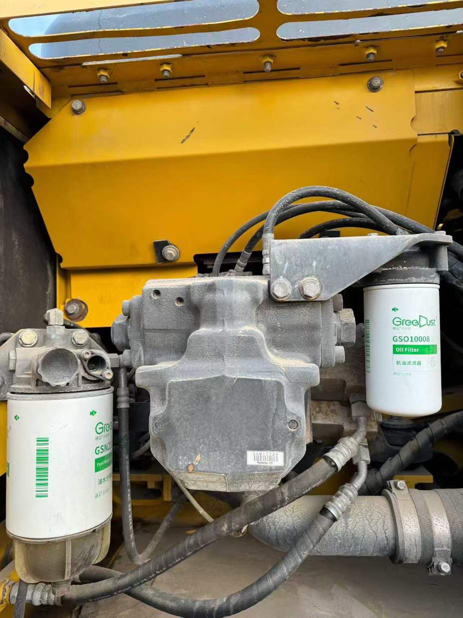 Used Komatsu PC240LC-8 Excavator 2014 Model / 9