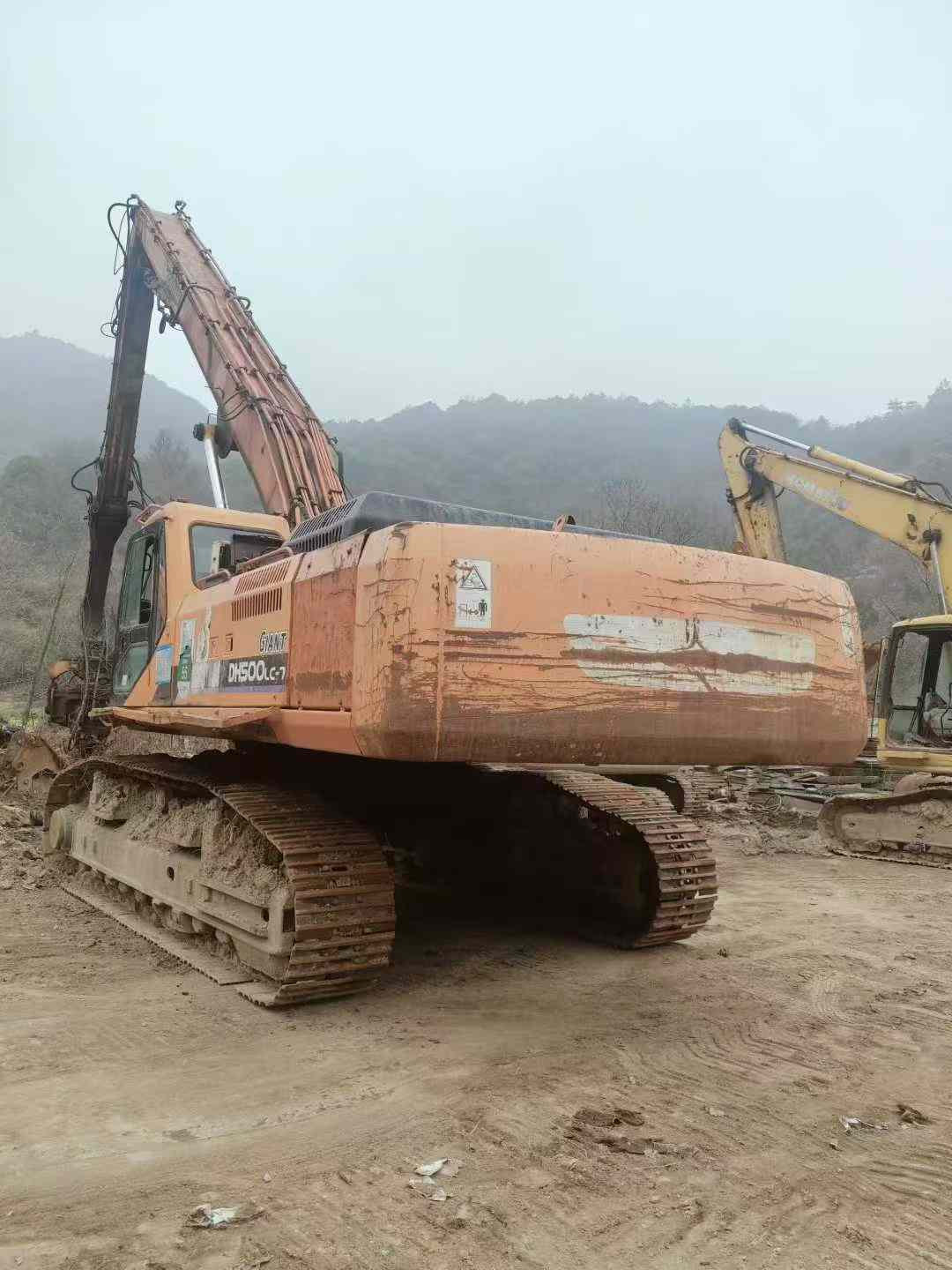 Used Doosan DX500 Excavator 2016 Model / 3