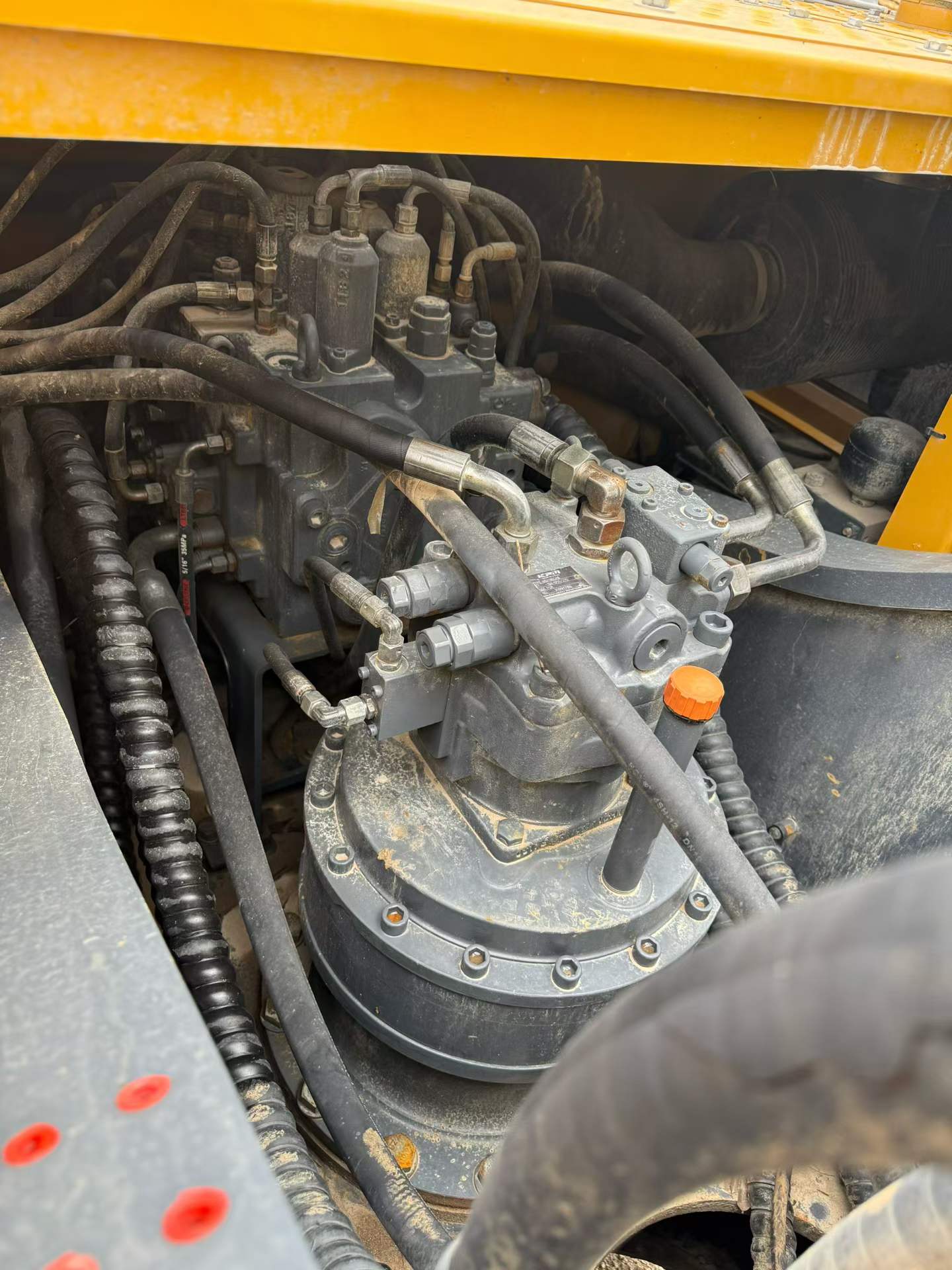 Used XCMG XE370 Excavator 2016 Model / 3