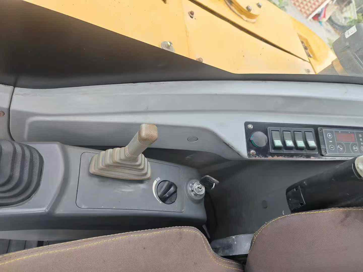 Used XCMG XE60 Excavator 2021 Model / 5