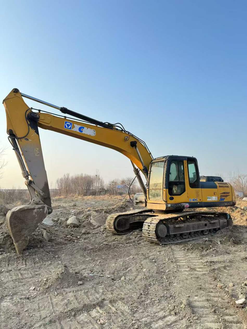 Used XCMG XE215 Excavator 2015 Model / 5