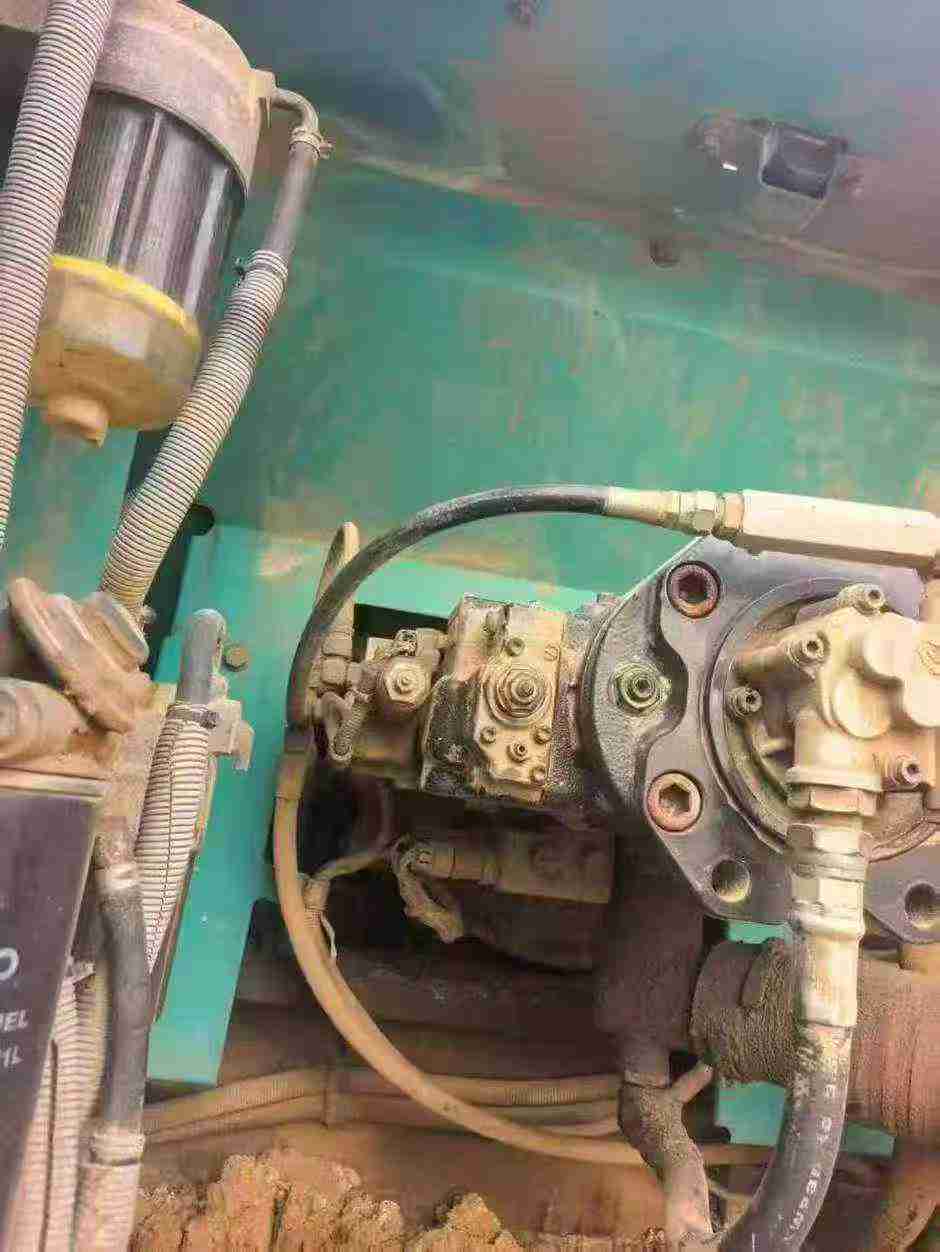 Used Kobelco SK330 Excavator 2013 Model / 4