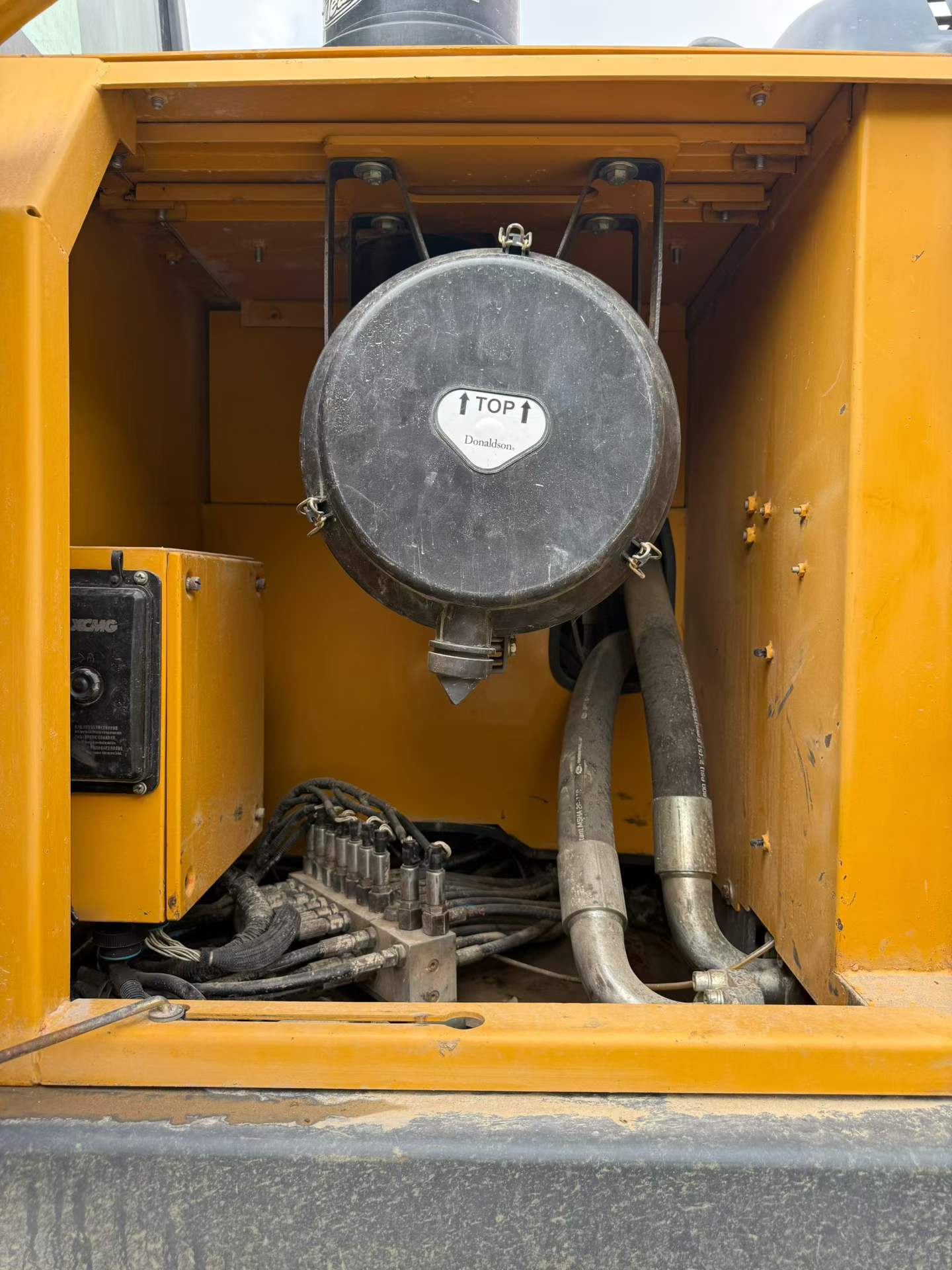 Used XCMG LW200 Excavator 2016 Model / 9