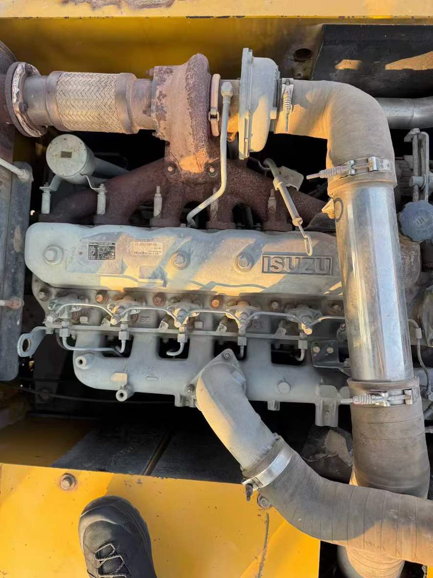 Used XCMG XE215 Excavator 2015 Model / 4