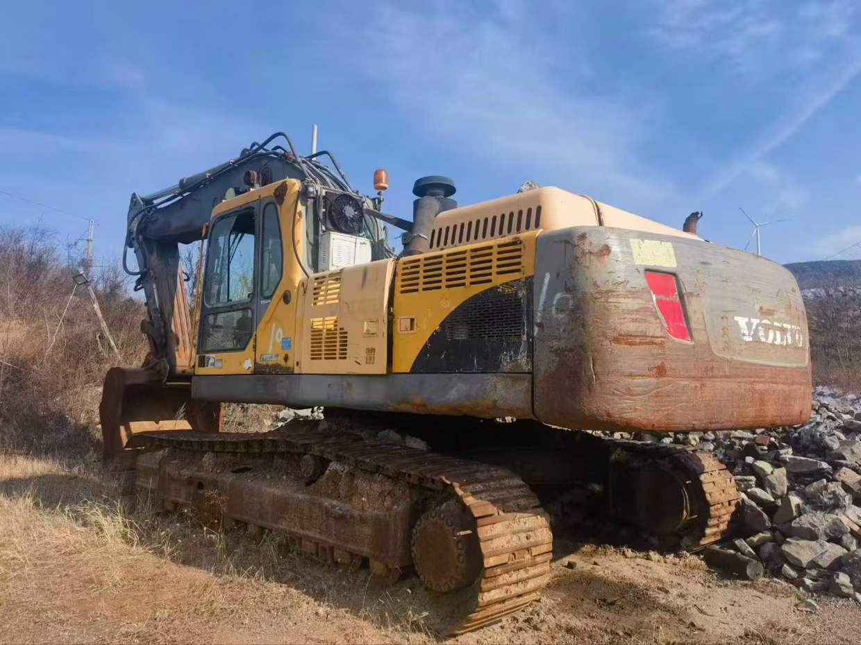 Used Volvo EC60 Excavator 2016 Model / 2