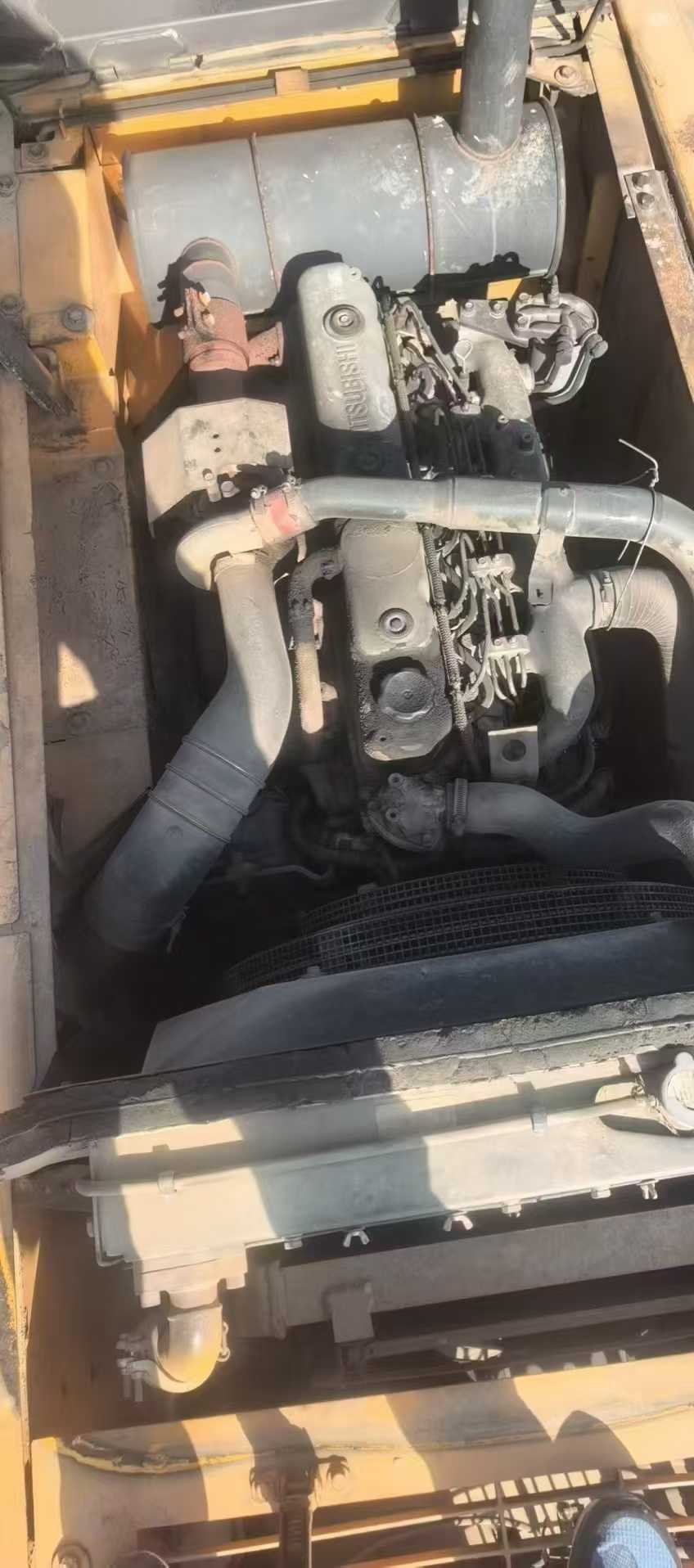 Used Sany SY215W Excavator 2015 Model / 4