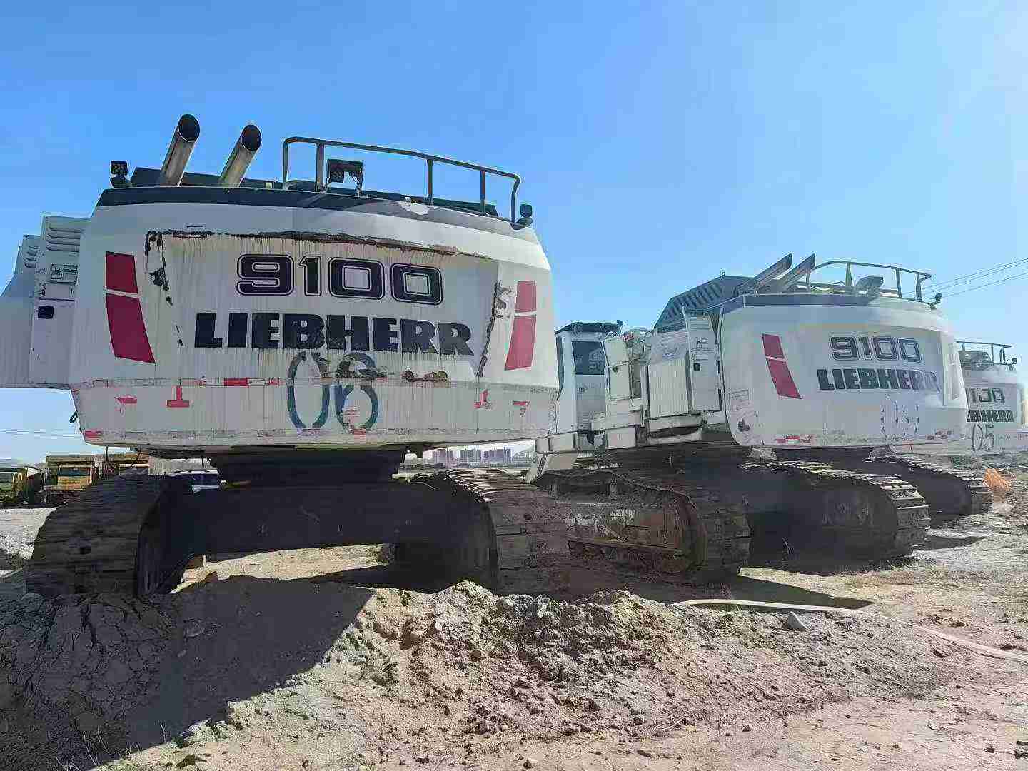 Used Liebherr R9100 Excavator 2020 Model / 9