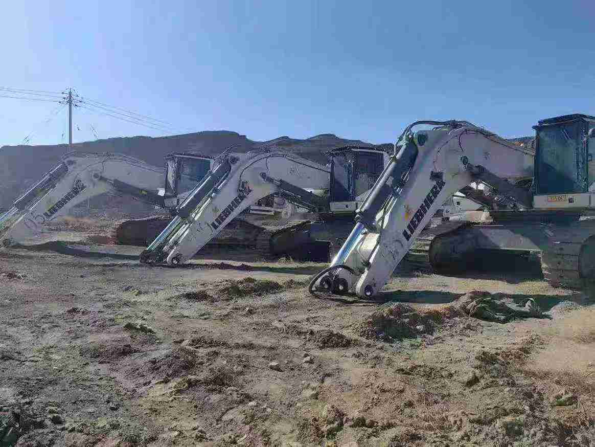 Used Liebherr R9100 Excavator 2020 Model / 2