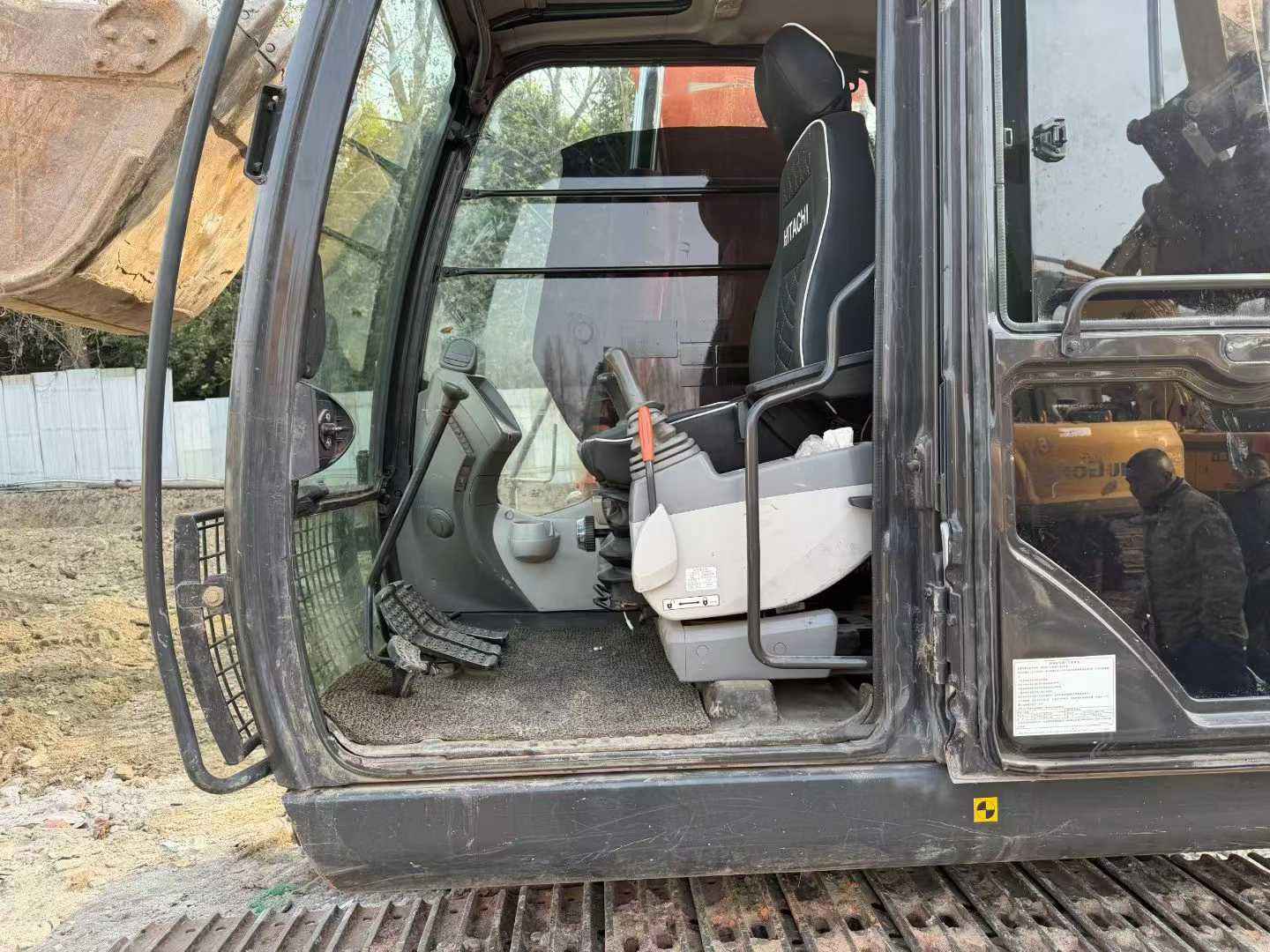 Used Hitachi EX30 Excavator 2021 Model / 7