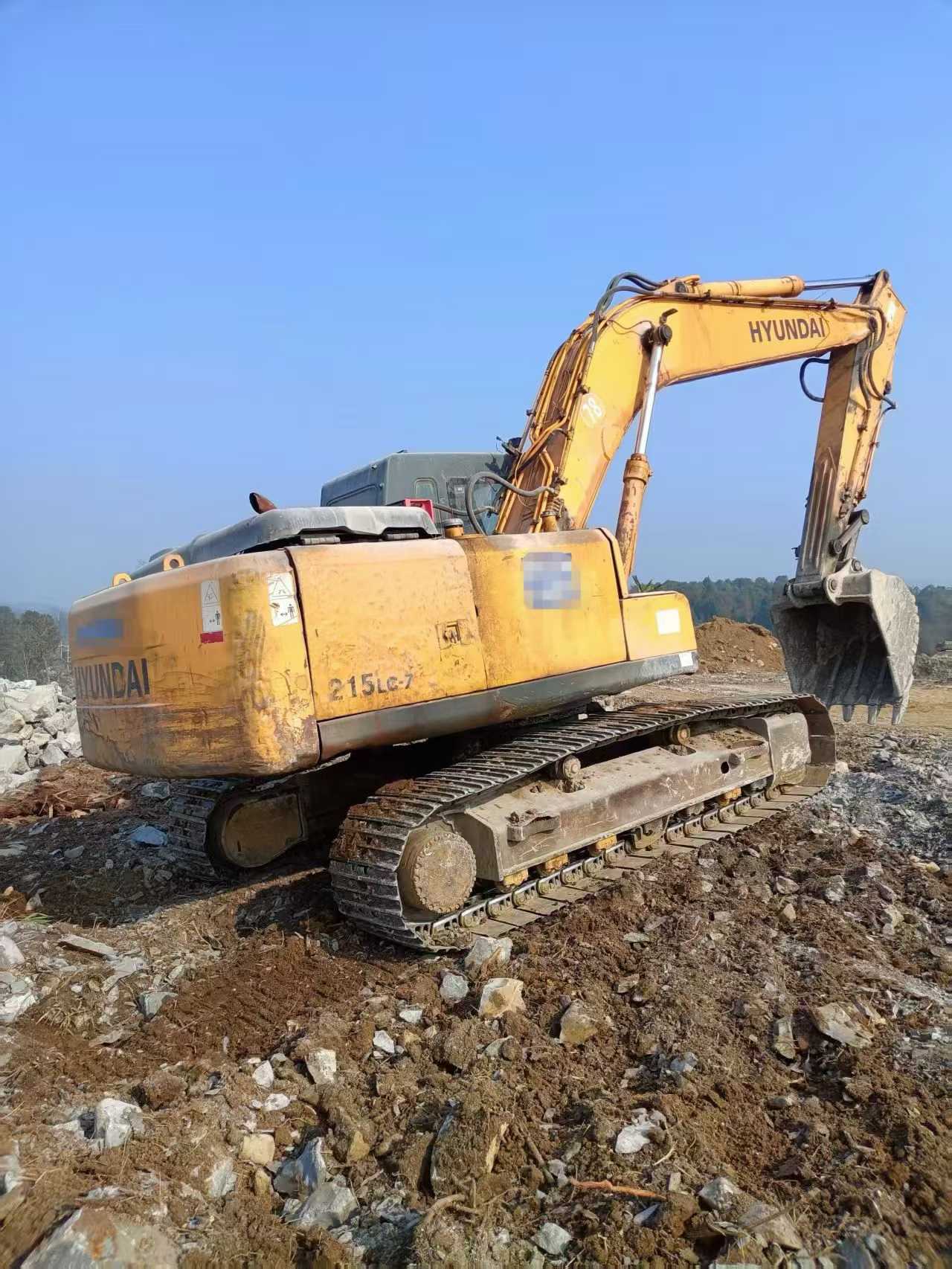 Used Hyundai R215-7 Excavator 2012 Model / 2