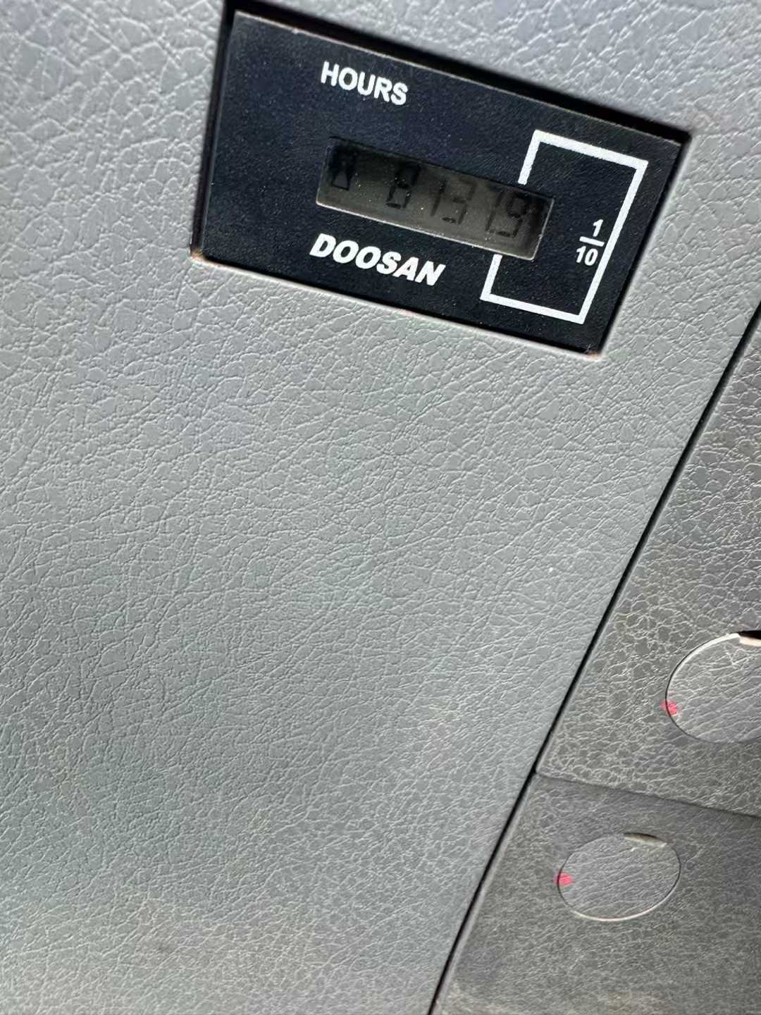 Used Doosan DX215-9CN Excavator 2019 Model / 7