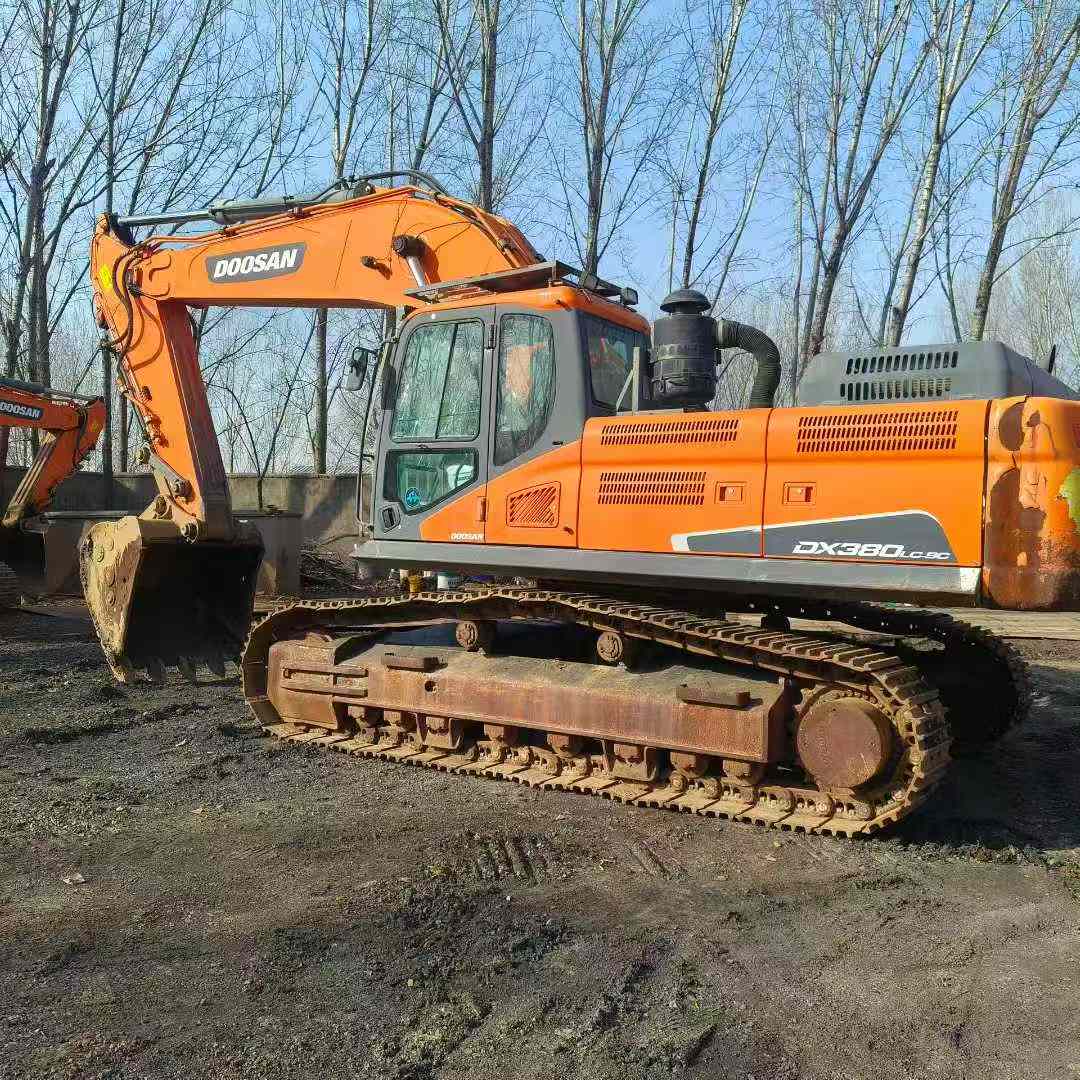 Used Doosan DL300 Excavator 2018 Model / 7