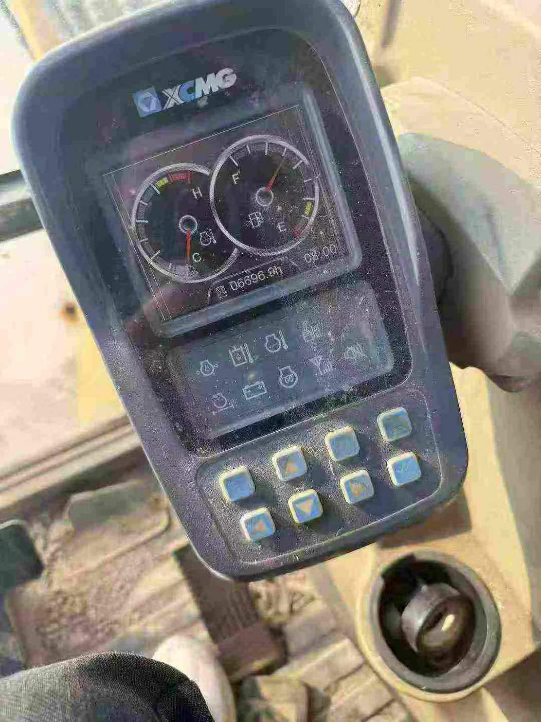 Used XCMG XE60 Excavator 2018 Model / 3