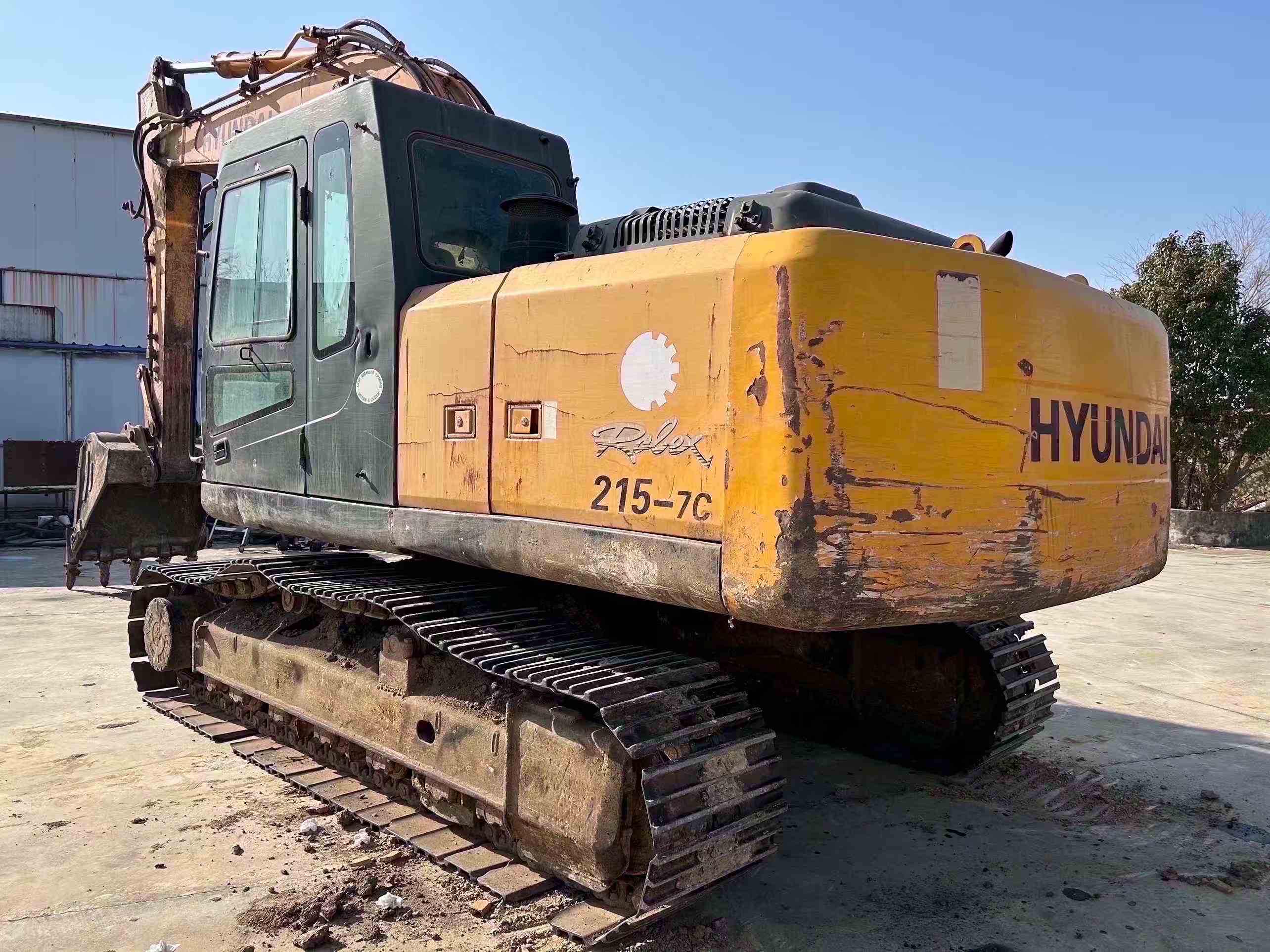 Used Hyundai R215VSN Excavator 2010 Model / 9