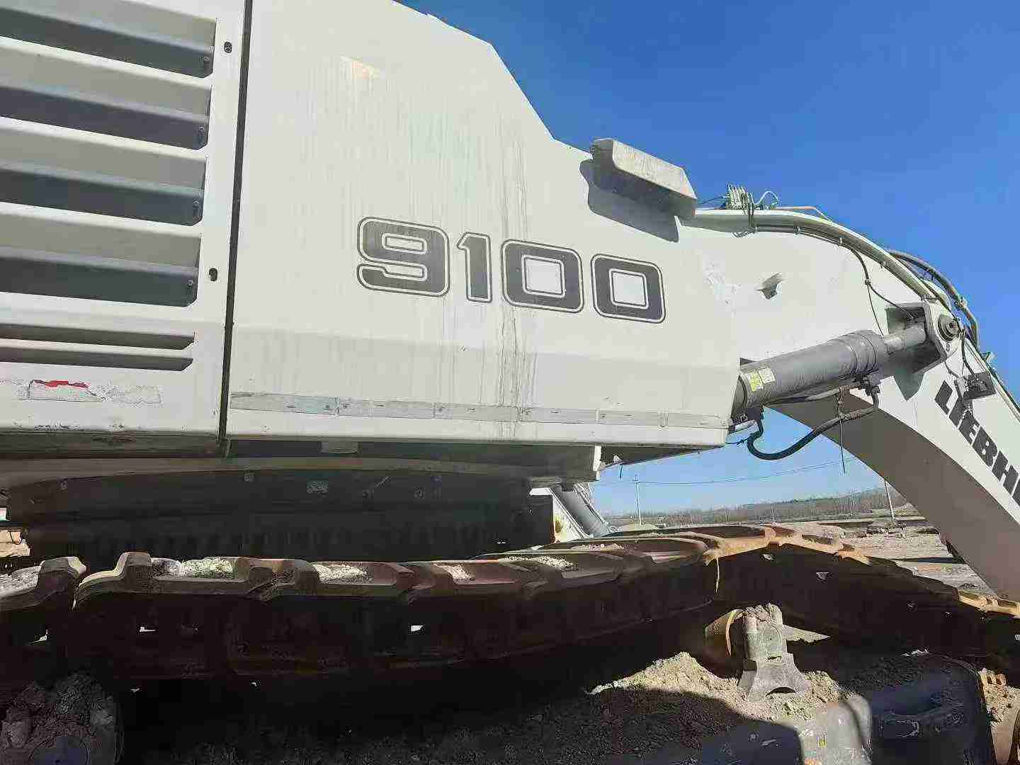 Used Liebherr R9100 Excavator 2020 Model / 6