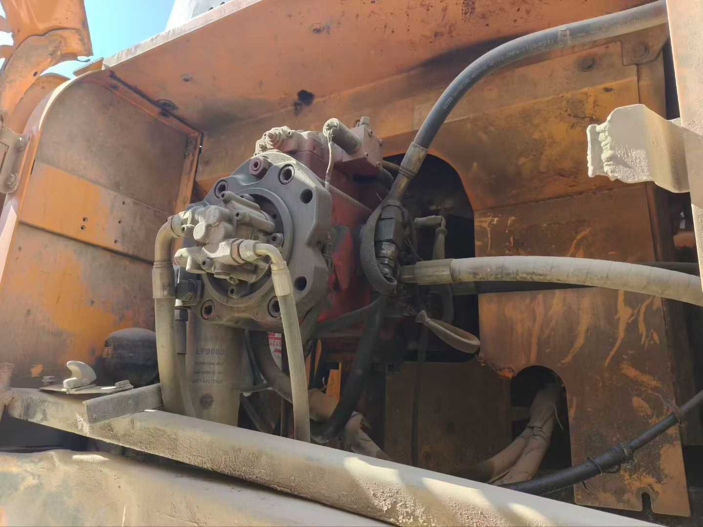 Used Hyundai R385LC-9T Excavator 2018 Model / 6