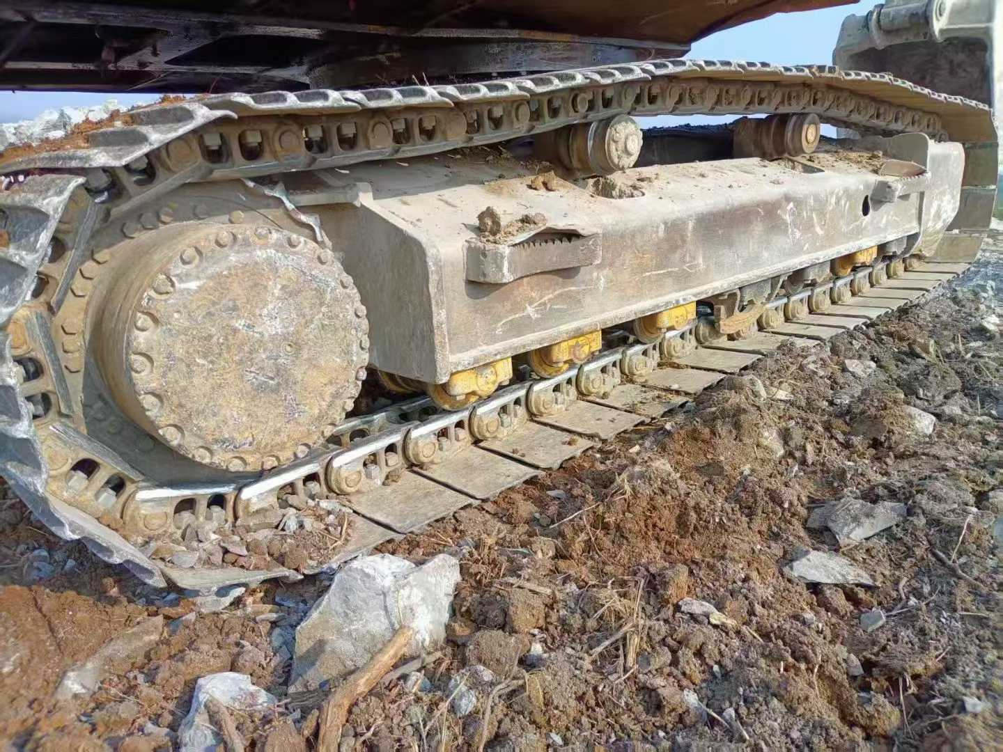 Used Hyundai R215-7 Excavator 2012 Model / 5