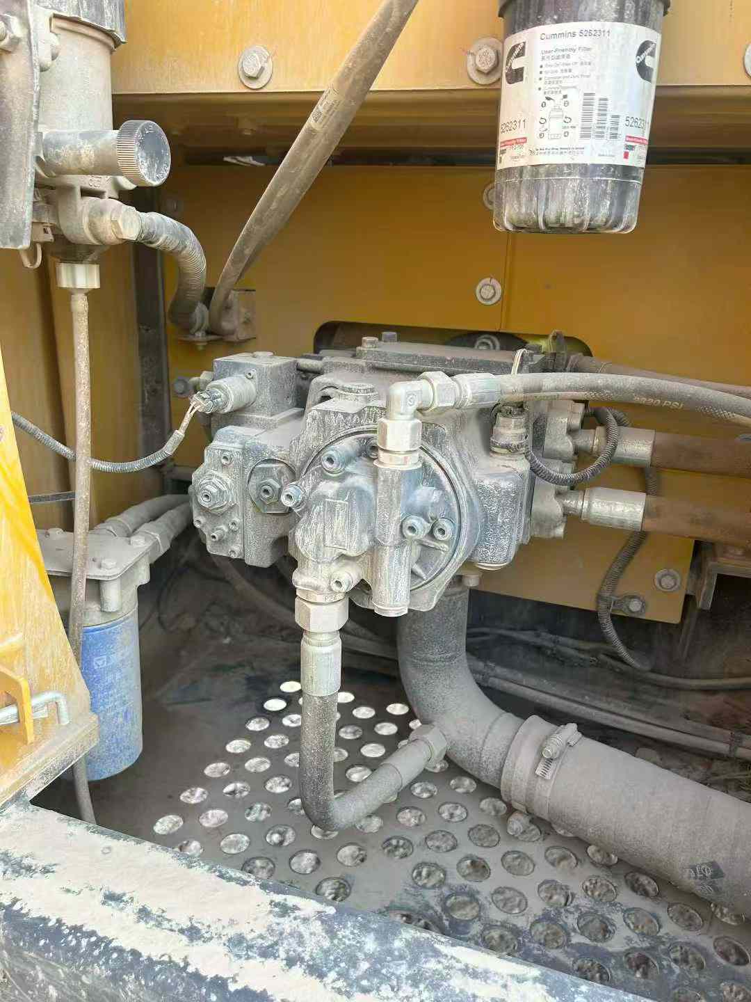 Used XCMG LW280 Excavator 2024 Model / 3