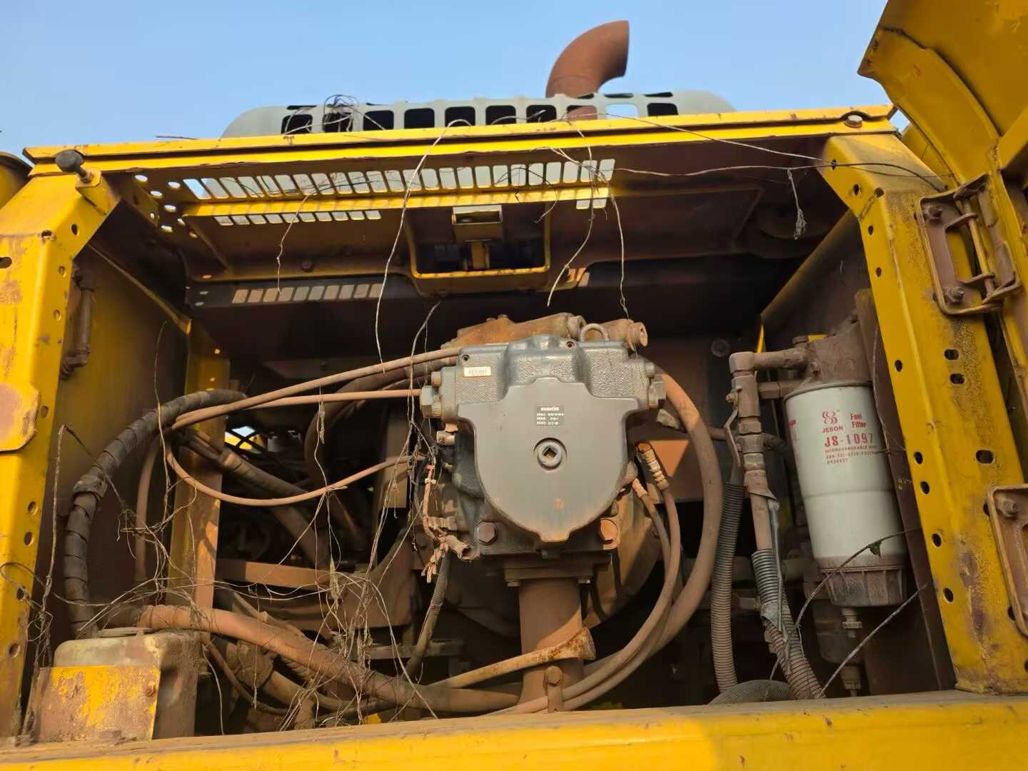 Used Komatsu PC450-7 Excavator 2016 Model / 3