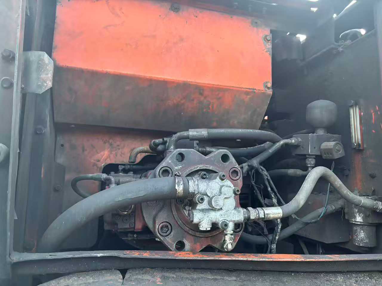 Used Doosan DH220 Excavator 2016 Model / 5