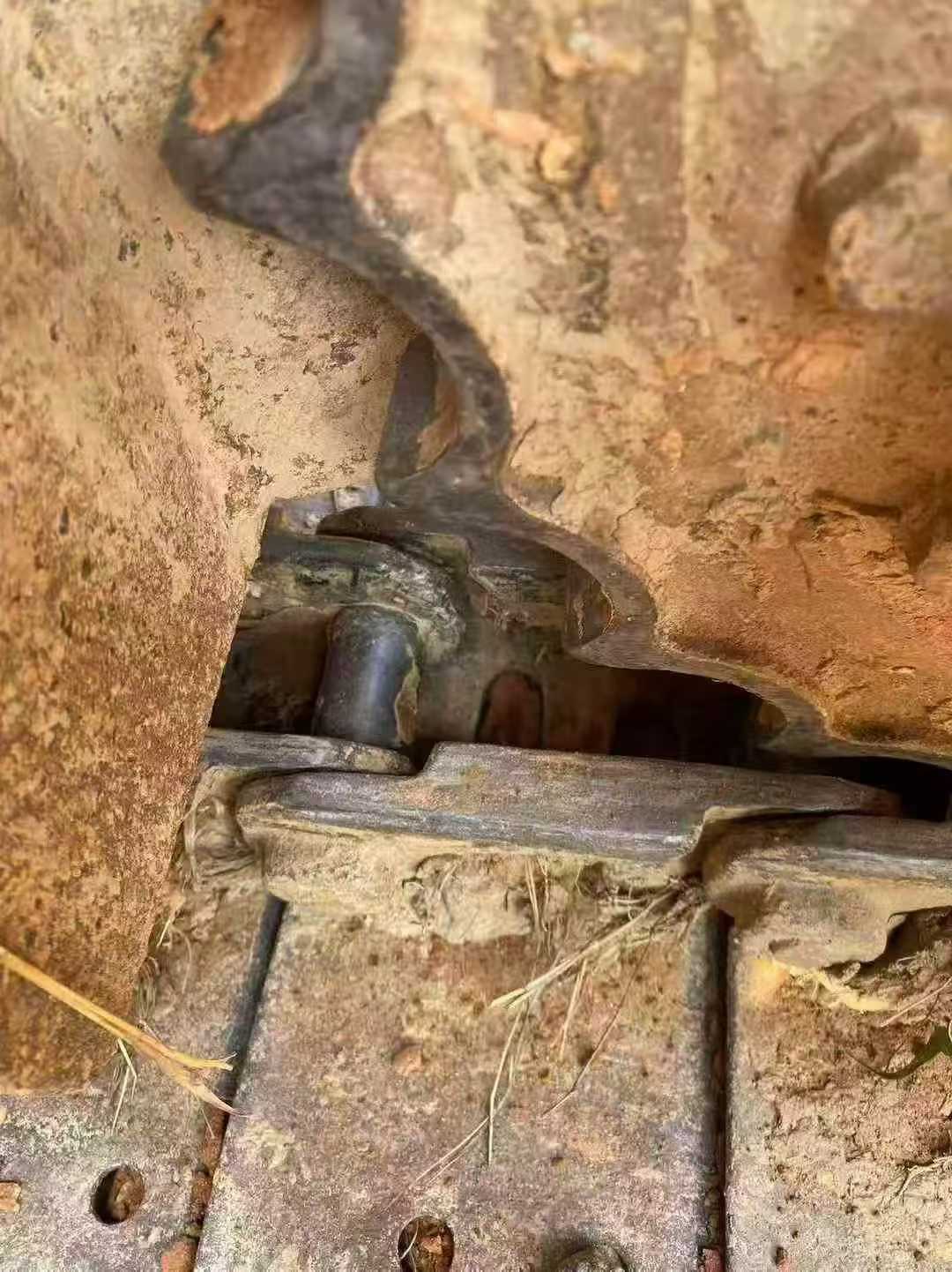 Used XCMG XE60 Excavator 2013 Model / 3