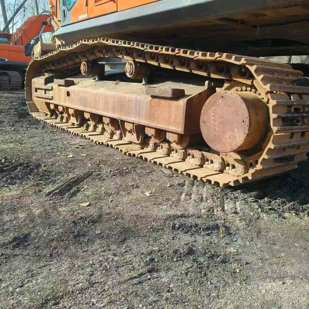 Used Doosan DL300 Excavator 2018 Model / 3