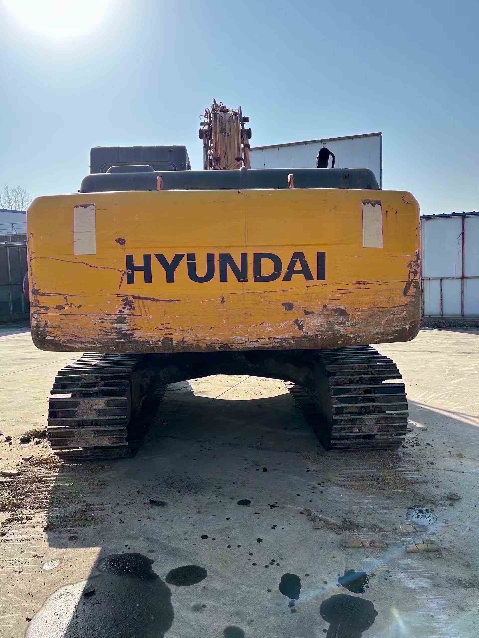 Used Hyundai R215VSN Excavator 2010 Model / 8
