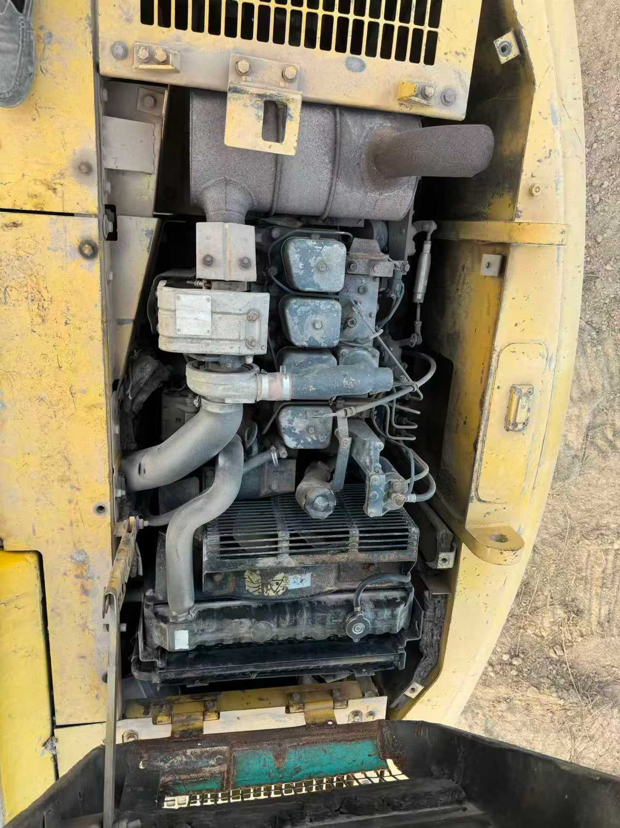 Used Komatsu PC120-6E Excavator 2016 Model / 8