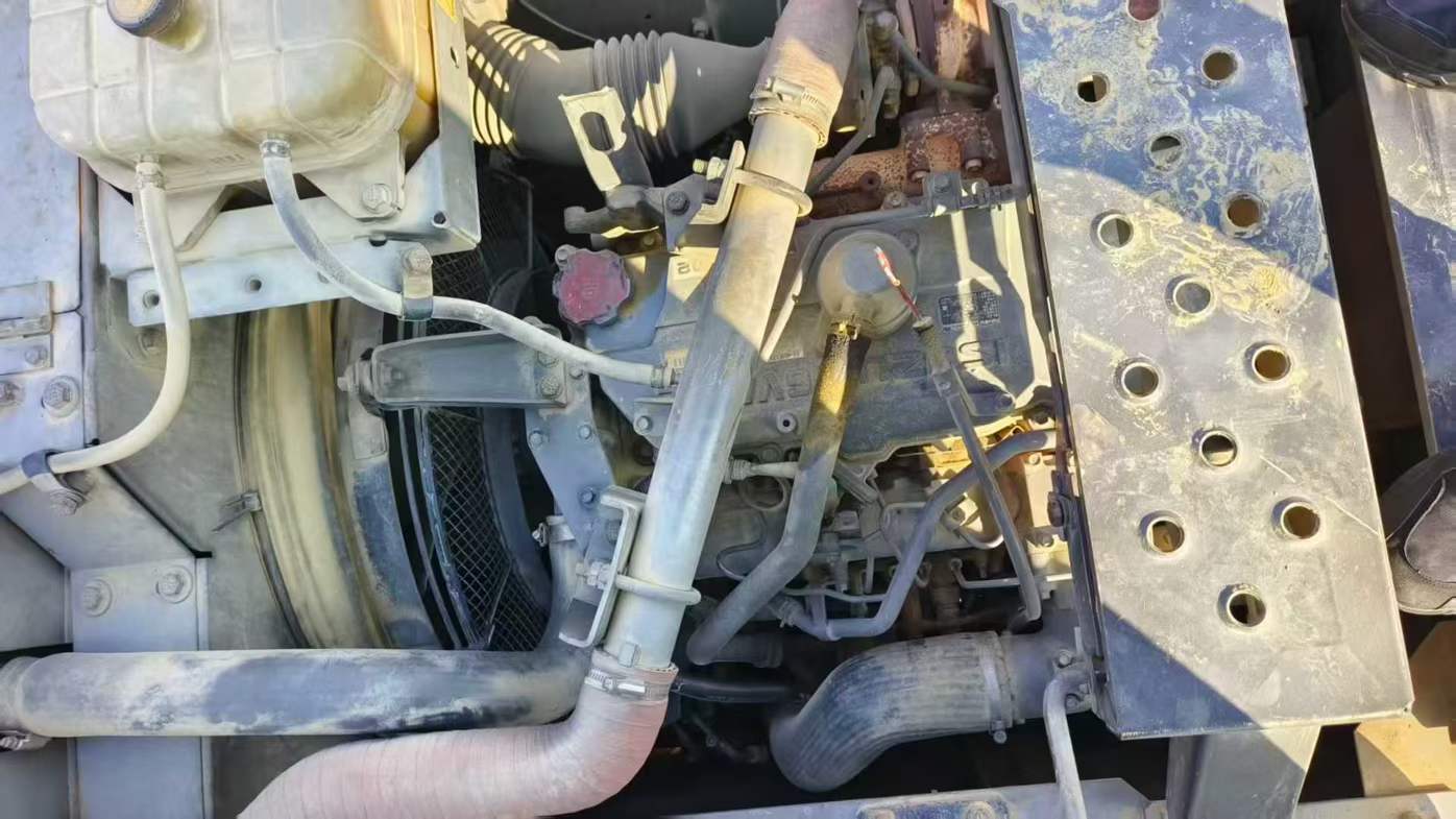 Used Hitachi EX210-5 Excavator 2016 Model / 3