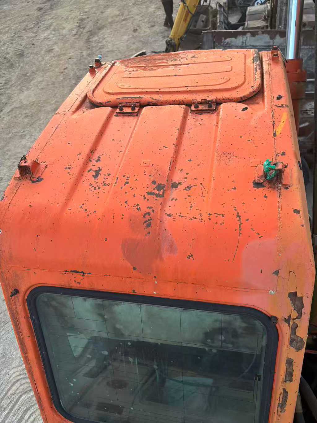 Used Doosan DH220 Excavator 2016 Model / 3