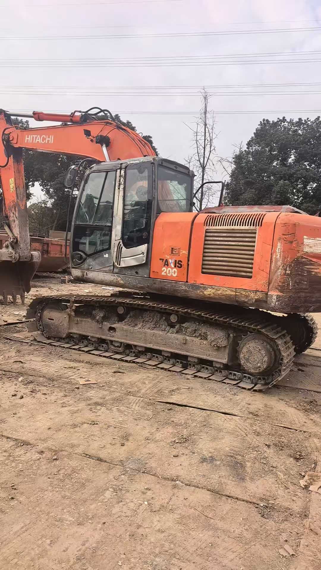 Used Hitachi ZAXIS200 Excavator 2009 Model / 5