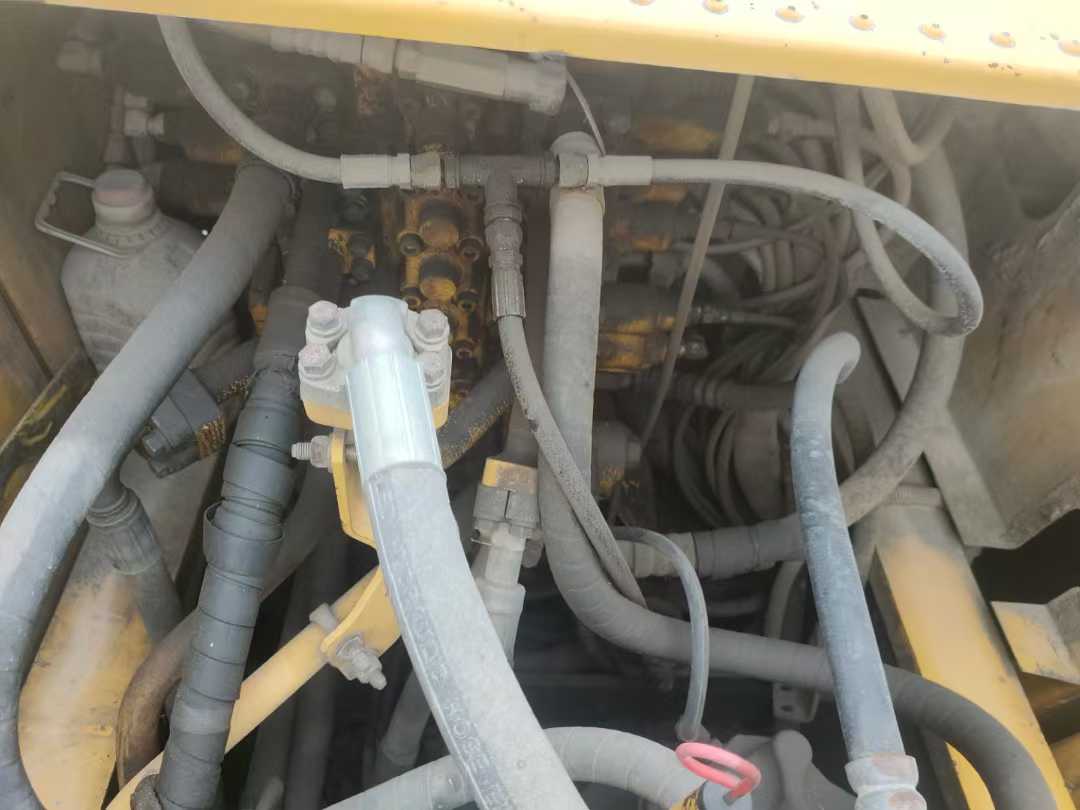 Used Komatsu HB205-1 Excavator 2016 Model / 5