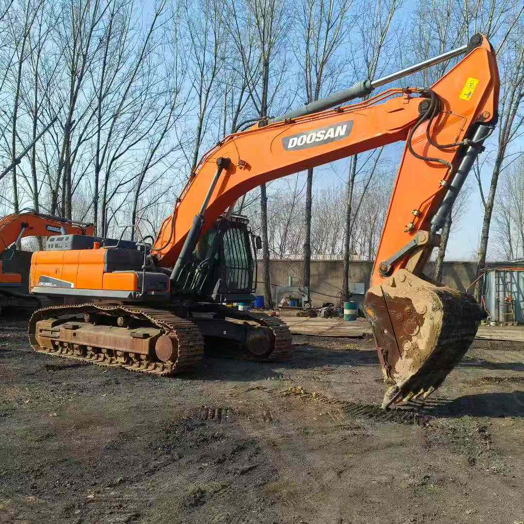 Used Doosan DL300 Excavator 2018 Model