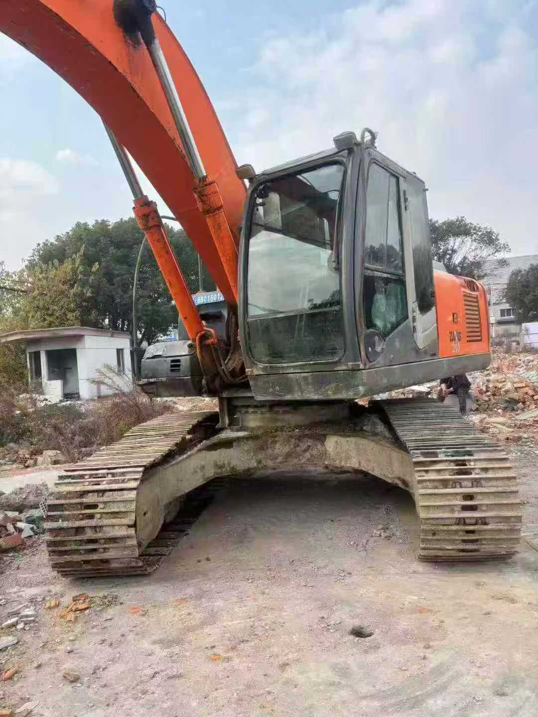 Used Hitachi ZX240-3 Excavator 2012 Model / 2