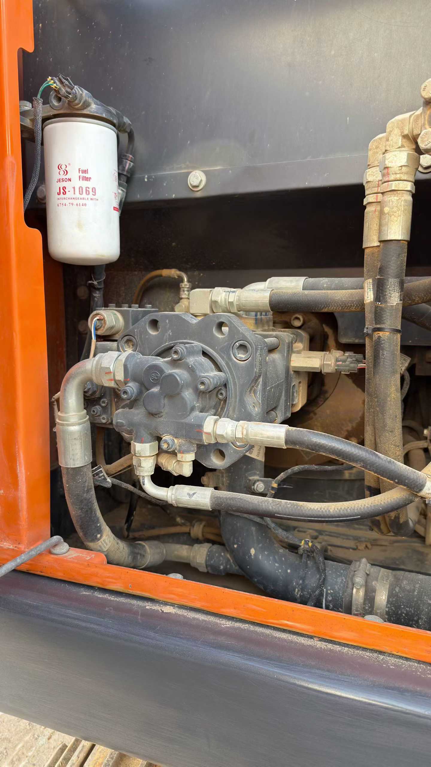 Used Doosan DX15 Excavator 2021 Model / 4