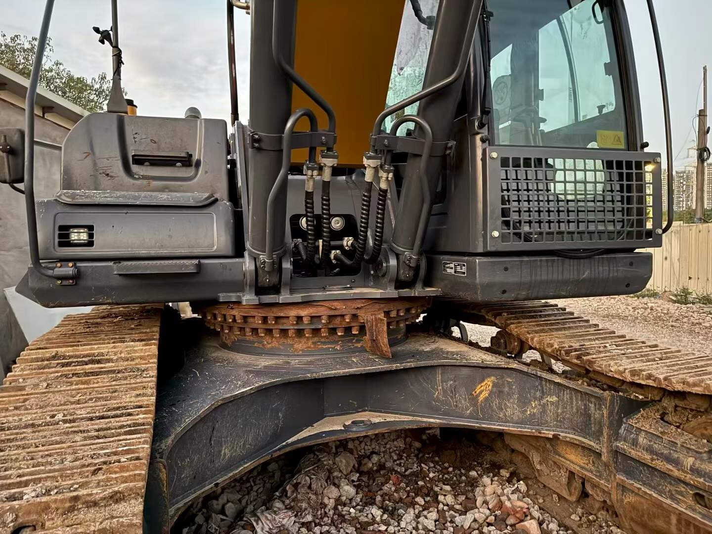 Used XCMG XE80D Excavator 2022 Model / 4