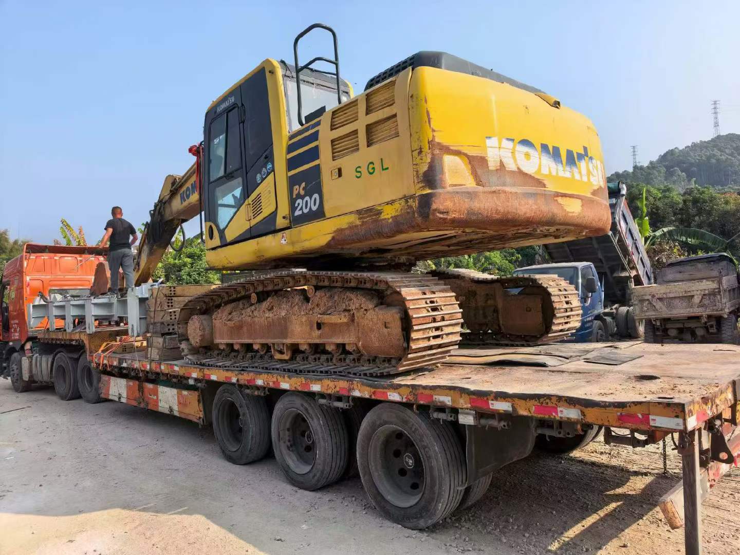 Used Komatsu PC200-10 Excavator 2016 Model / 2