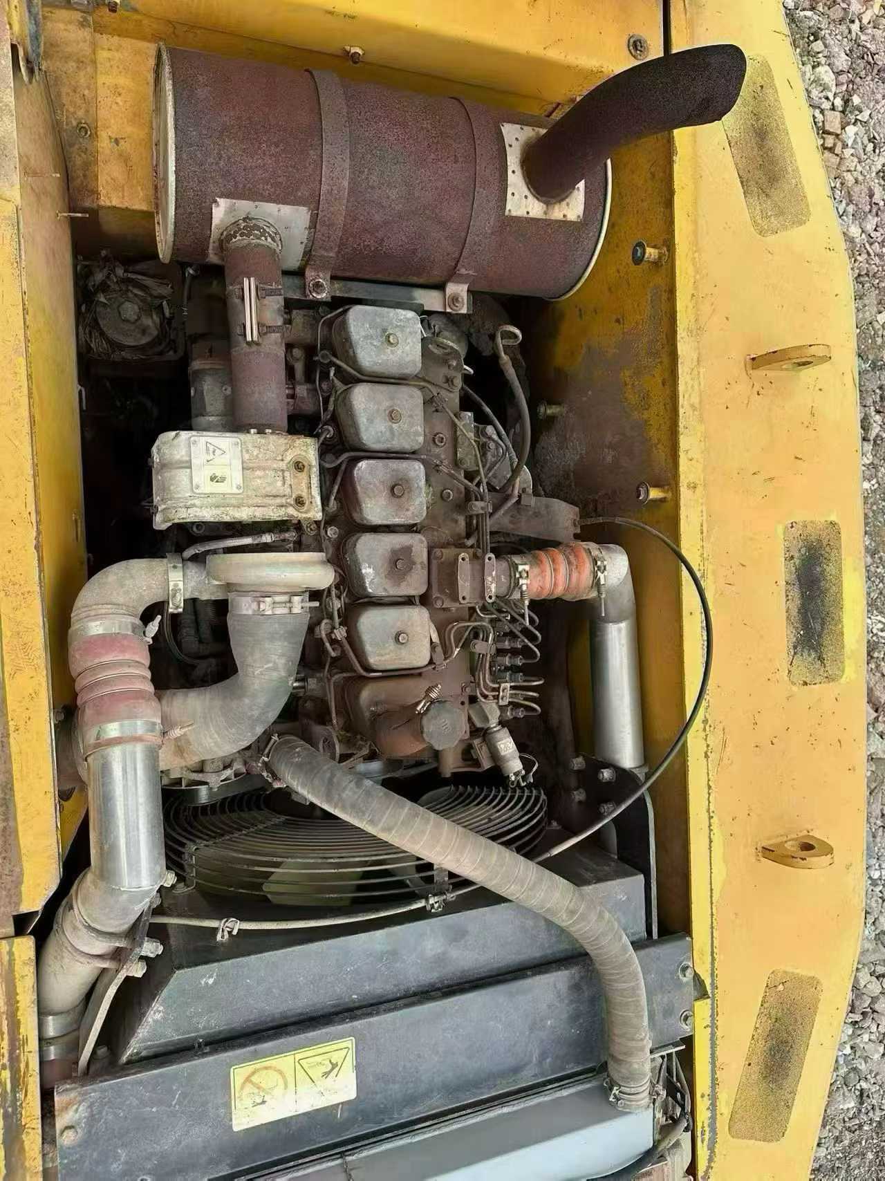 Used Hyundai R225-7 Excavator 2016 Model / 5