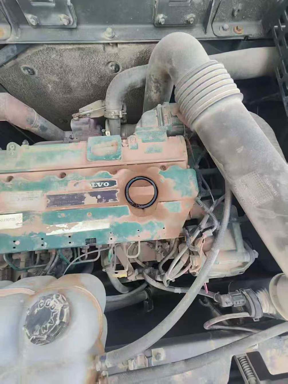 Used Volvo EC200 Excavator 2016 Model / 3