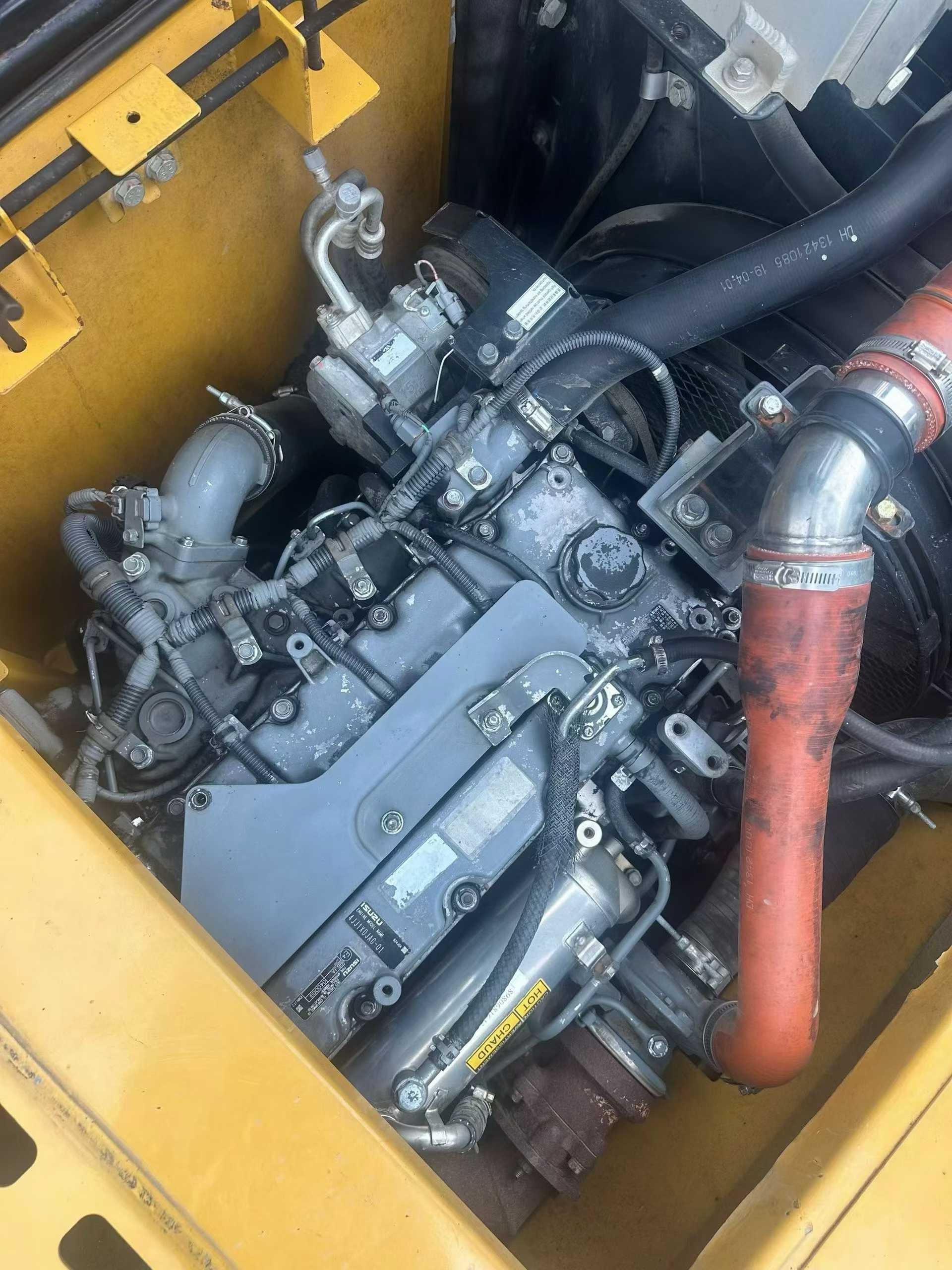 Used Sany SY125H Excavator 2019 Model / 5