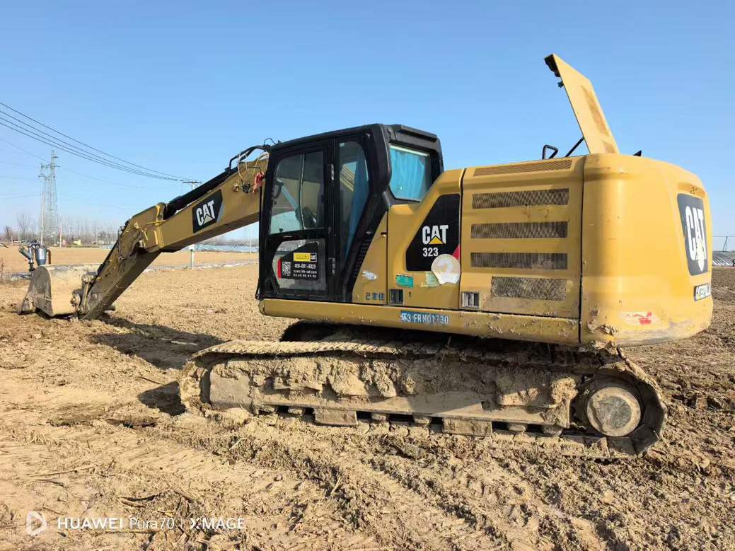 Used Caterpillar 323 Excavator 2018 Model / 2