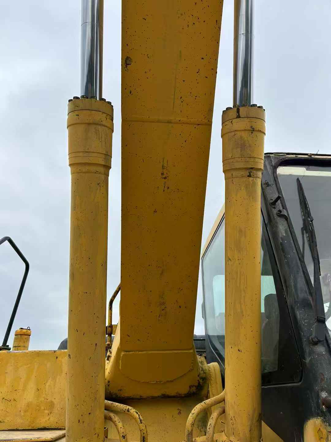 Used Komatsu PC210-7 Excavator 2016 Model / 4