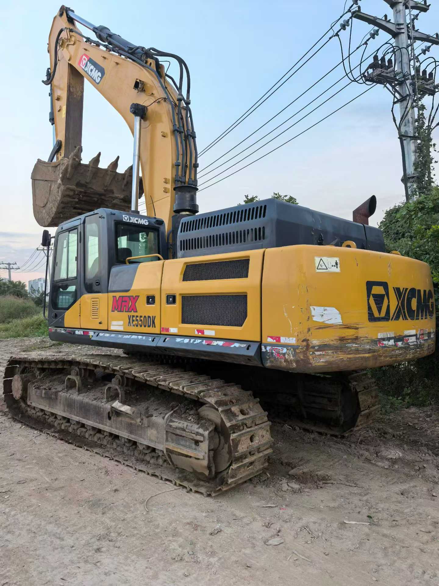 Used XCMG LW550KV Excavator 2022 Model / 3