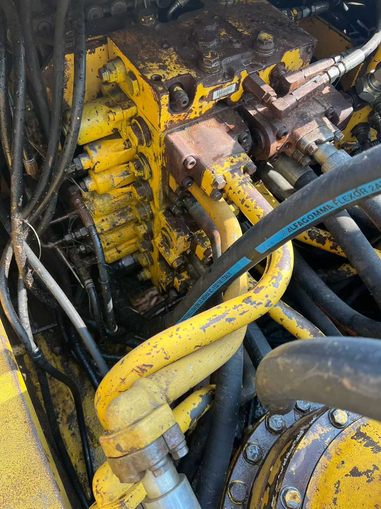 Used Komatsu PC450-7 Excavator 2016 Model / 8