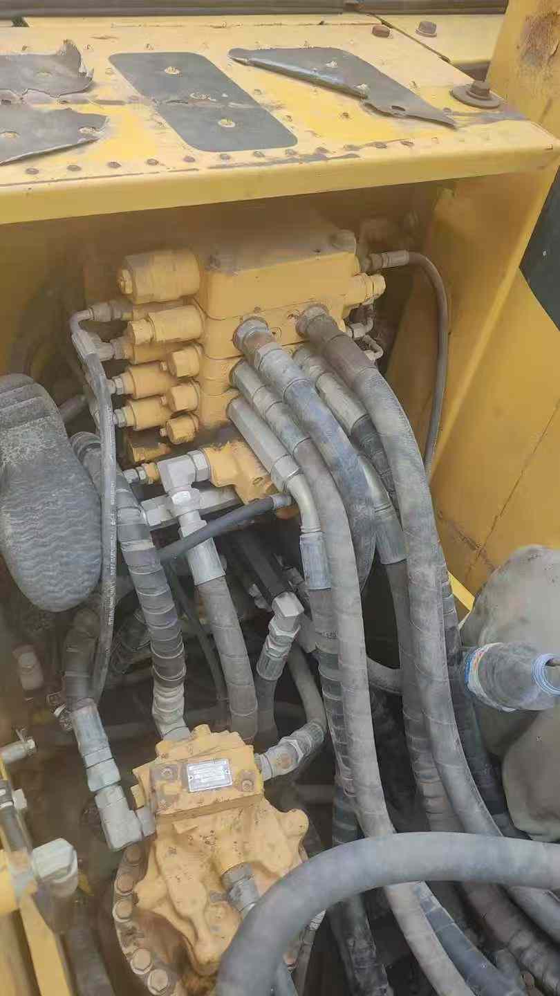 Used Komatsu PC110-7 Excavator 2016 Model / 3